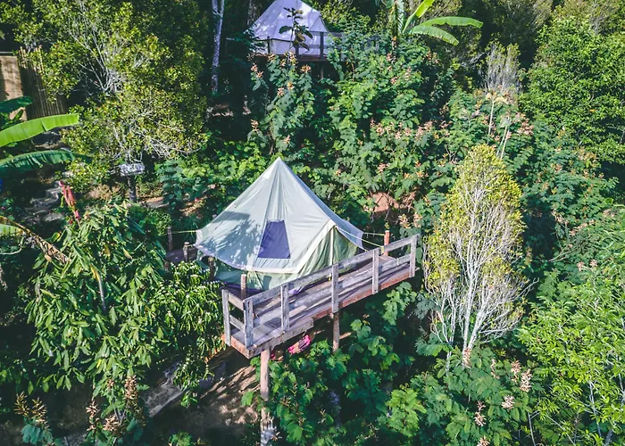 Campismo de Luxo Desa Eko